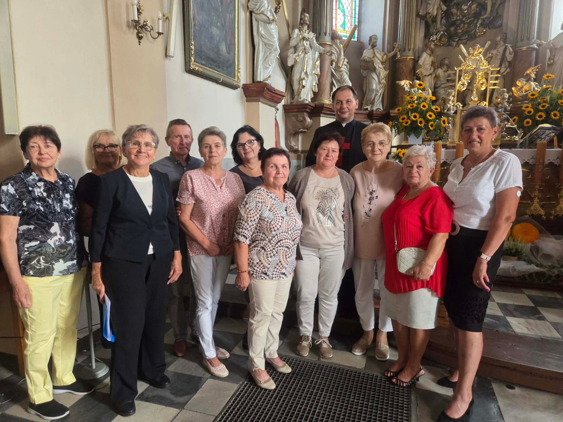 Klub Seniora Plus- Oprawa Muzyczna Mszy Świętej na Dzień Seniora