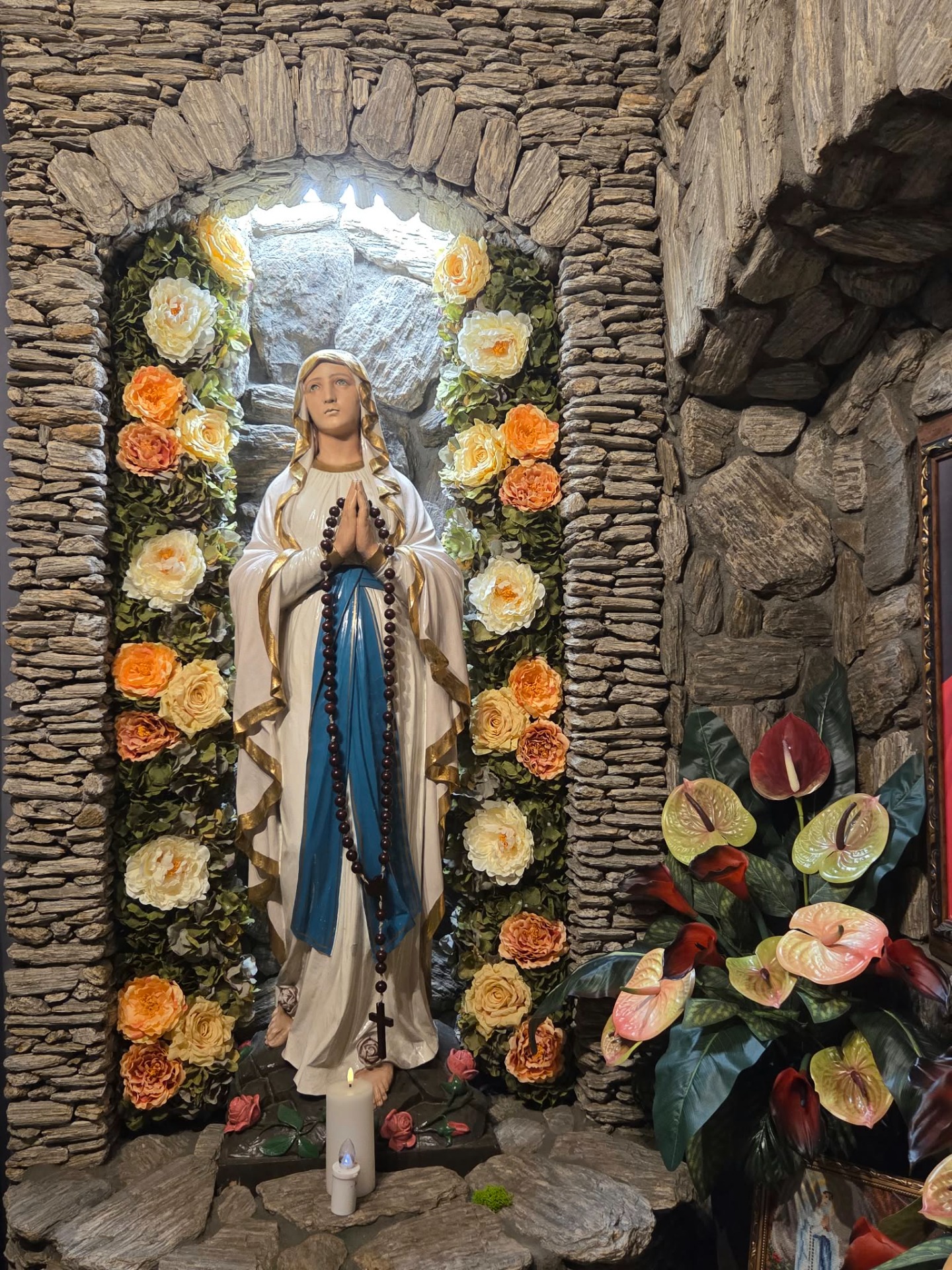 NMP z Lourdes w kościele Wniebowzięcia NMP w Białej