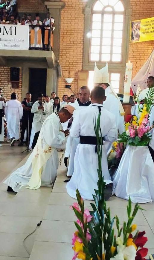 Święcenia kapłańskie na Madagaskarze